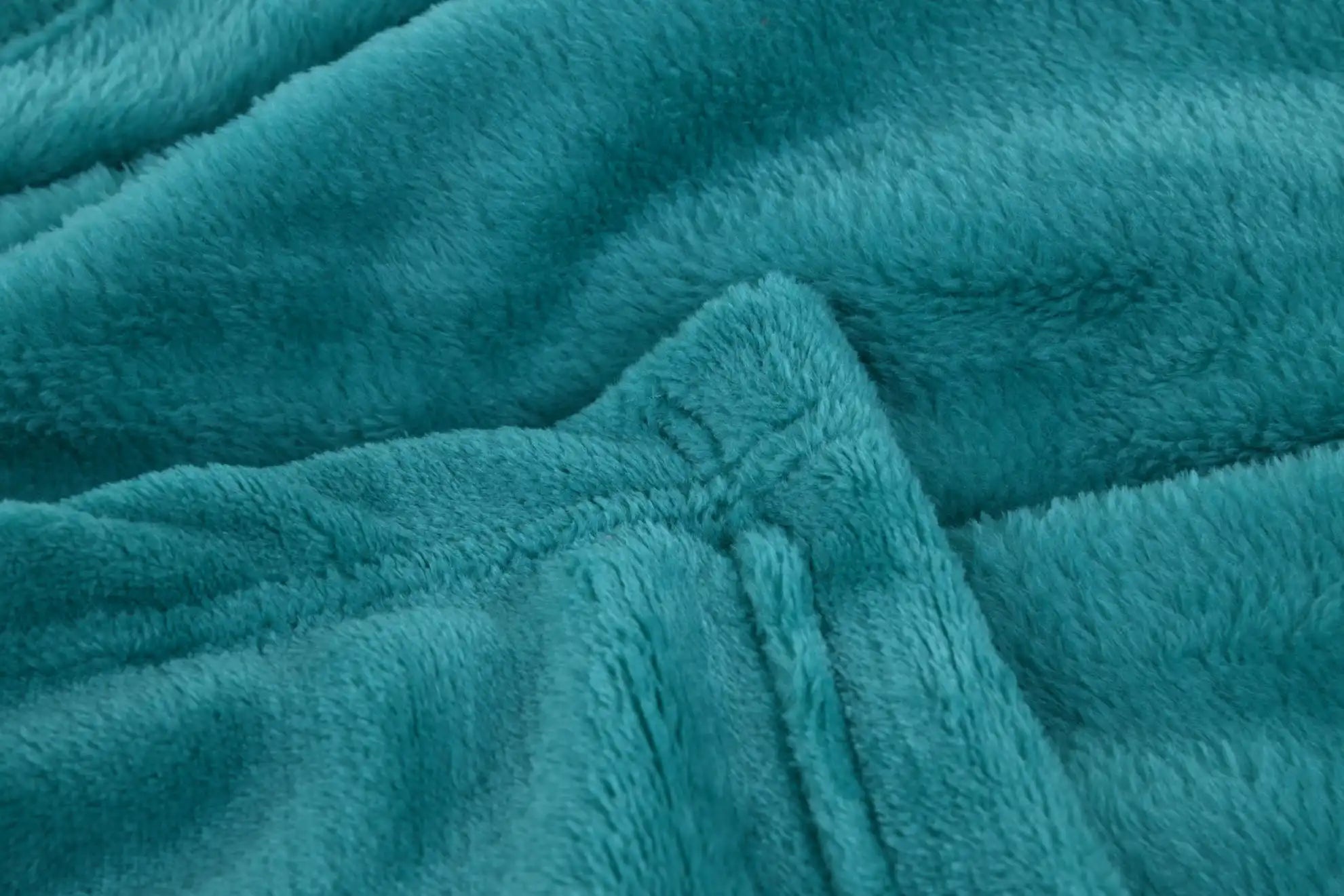 Microfiber Blanket (220 cm x 240 cm)