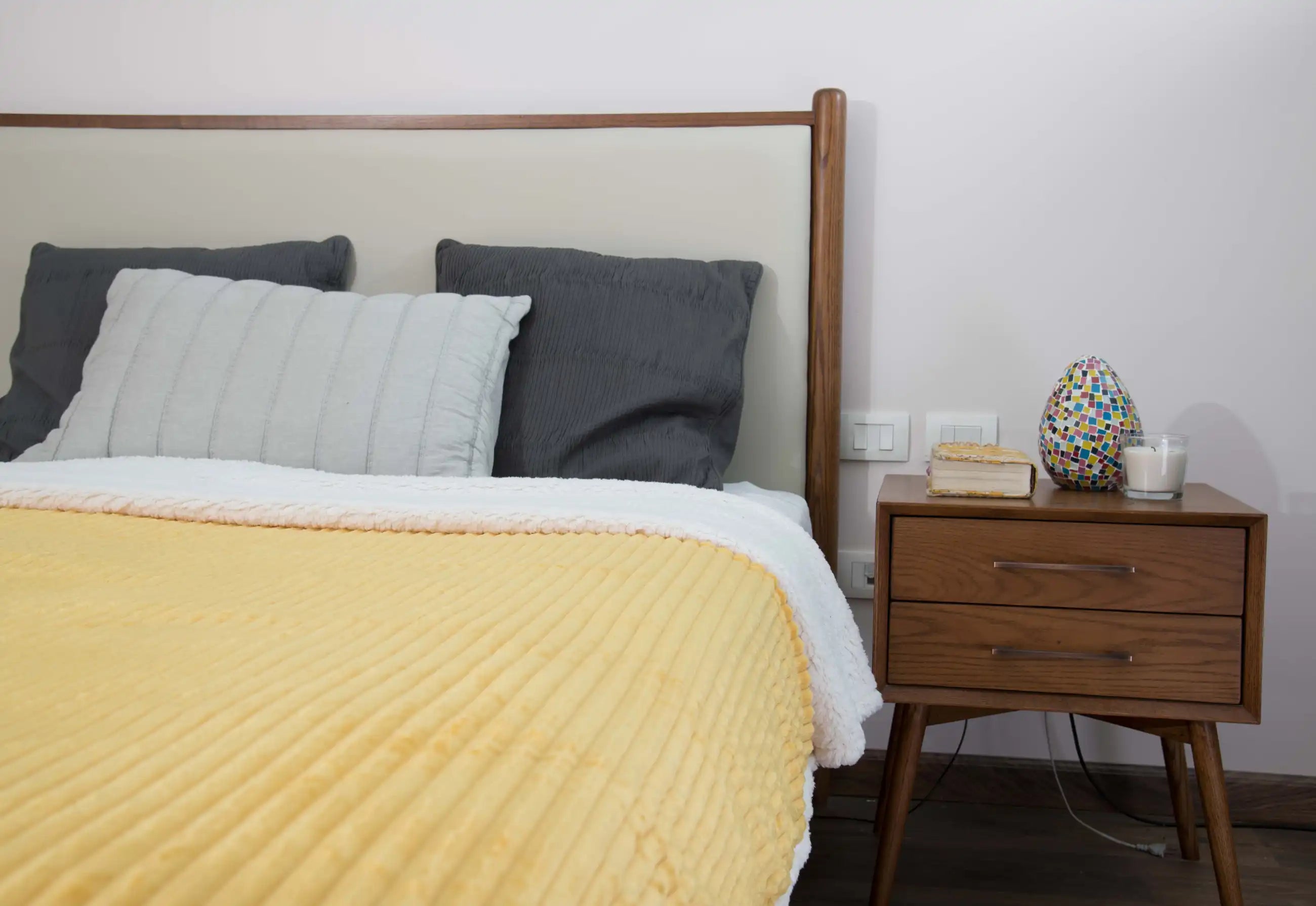 Striped Double Side Fleece/Sherpa Blanket (180 x 220)