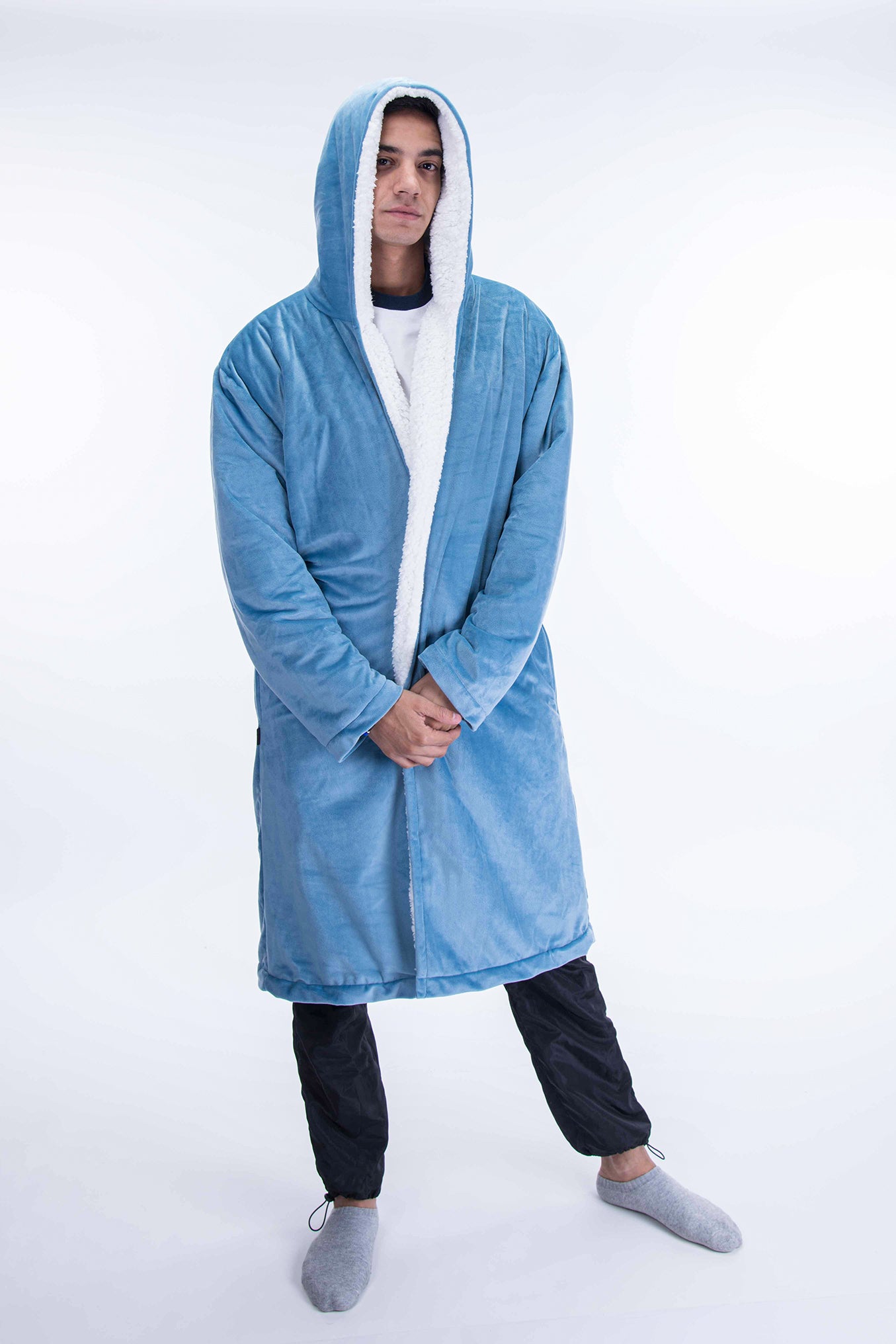 Fleece Robe ( M , L , XL ) — Mintra